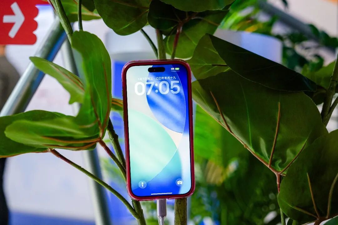 CES 2026现场:那个让观众排队“露营”的获奖展台,做对了什么?