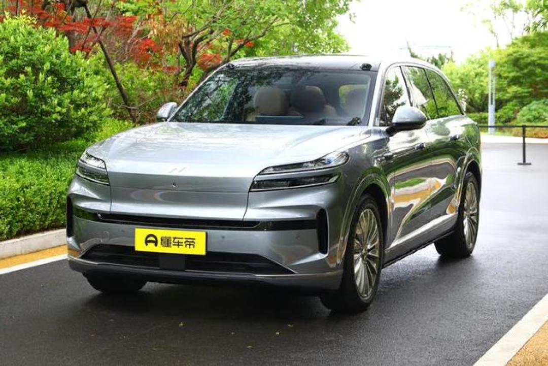从座舱到悬挂:蔚来乐道 L90 2025 款六座 Pro/Max 的差异