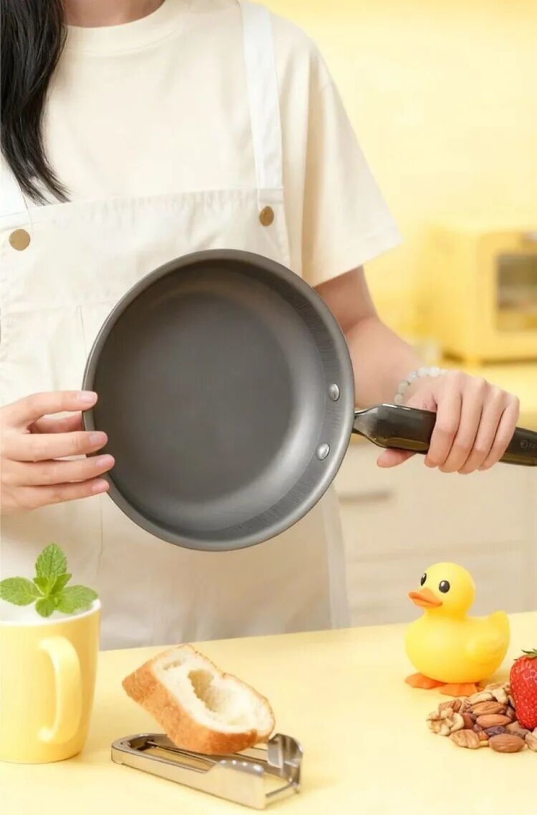 一口小煎盘,承包全家健康美味!佐佐蒙20CM钛煎盘,解锁早餐到夜宵的N种可能