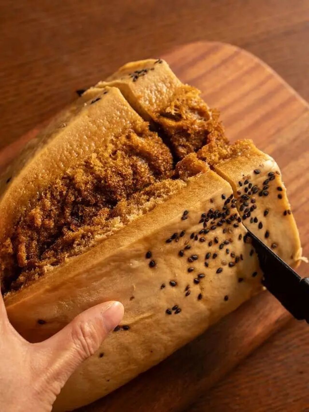 比手臂还长的红糖馒头,传统竹笼蒸制