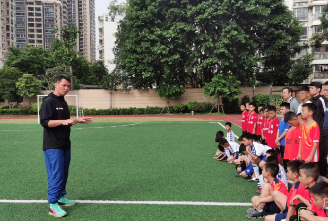 腾讯新闻:中国足球青训的“桃花源样本”:回归社区,不问花开
