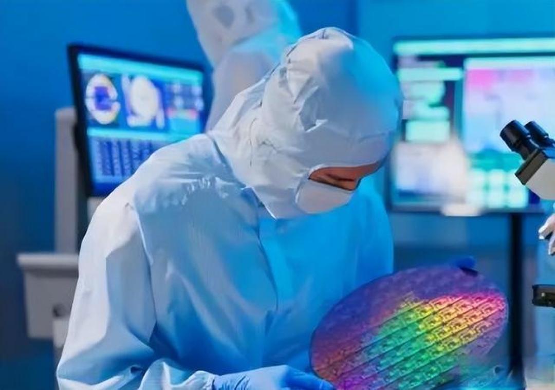 美国万万没想到,中国存储芯片,要100%使用国产设备了