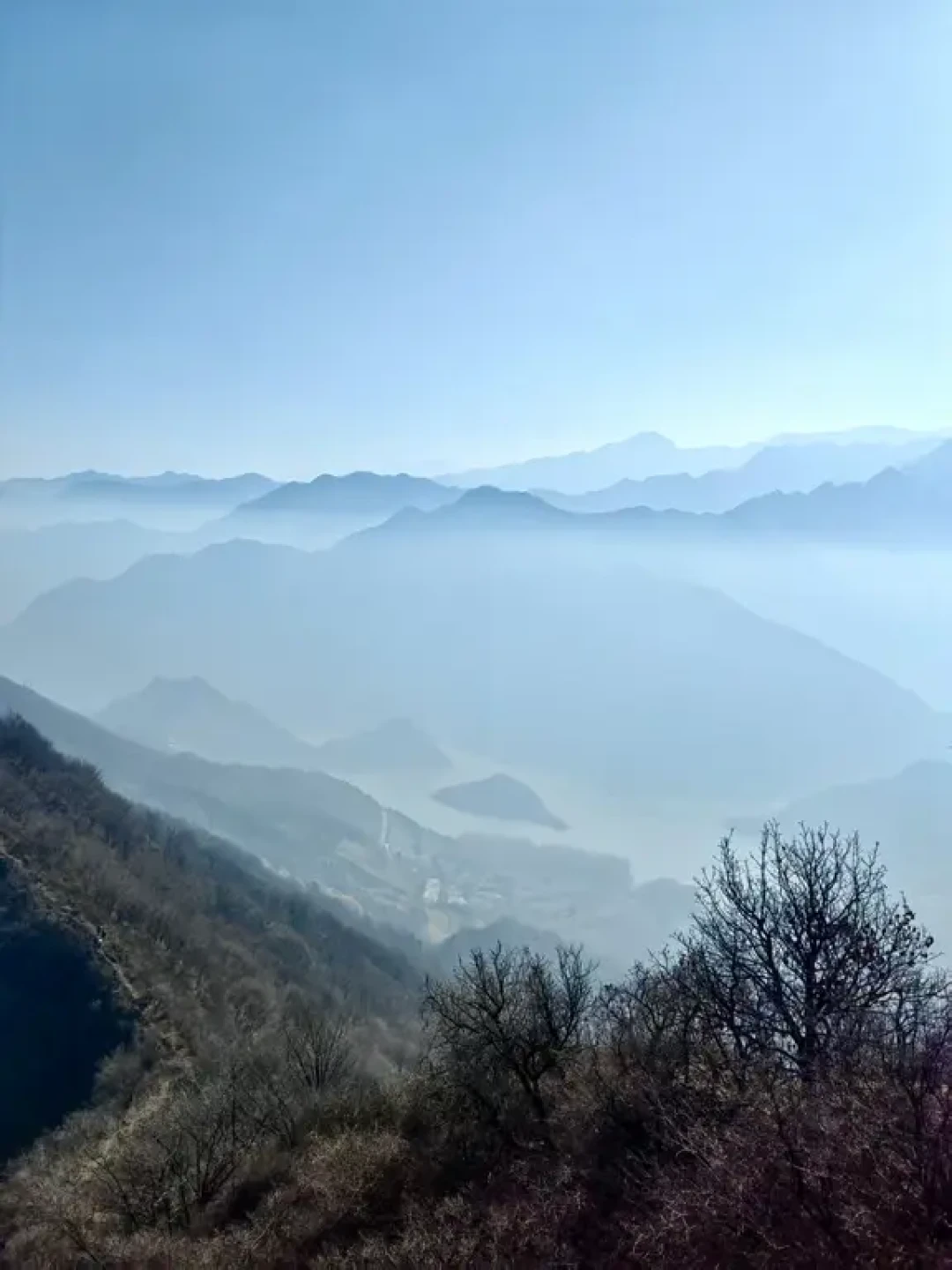 🌅周至虎峪梁 | 秦岭里的千岛湖秘境🌅
