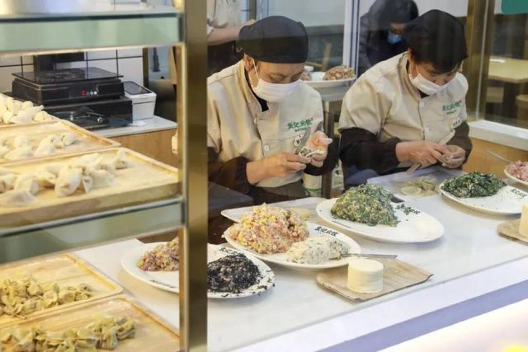 饺子界的蜜雪冰城:袁记云饺年入25亿的优势与隐忧