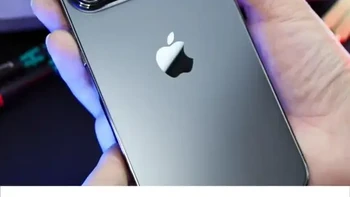 给手机更换一个电池能用多少年呢？iPhone13Pro更换电池的过程。#换电池 #手机维修