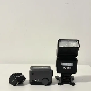 神牛iT30pro和iT32怎么选