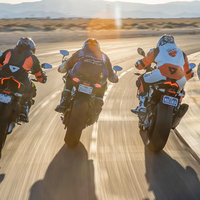 公升街跑大比拼（四）Aprilia Tuono V4 Factory vs. BMW M1000 R vs. Ducati Streetfighter V4 SP2