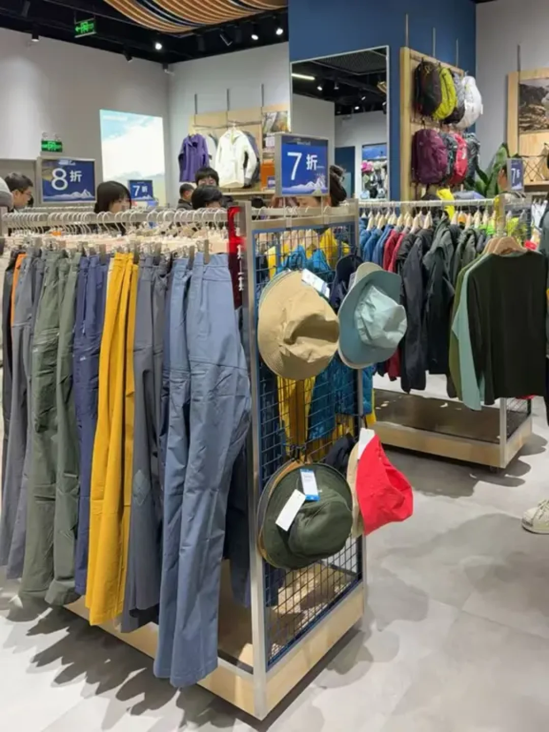 深圳8号仓新开了Montbell折扣店!