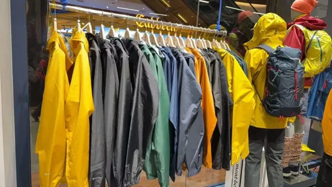 深圳8号仓新开了Montbell折扣店!