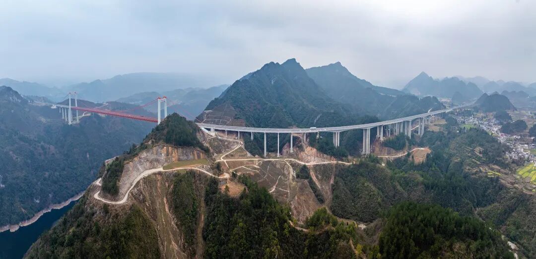 云端纺线跨天堑！无人机航拍阳宝山大桥全攻略，鸟瞰贵州“空中巨龙”的隐藏视角