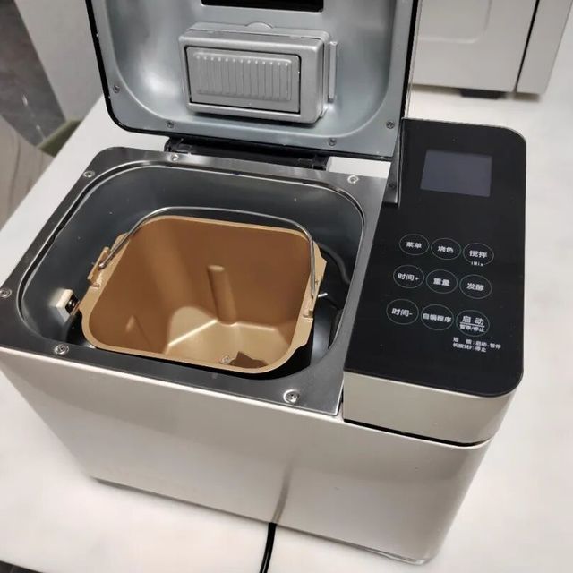 被年轻人家里的“面包机用法”惊到了！打开思路后，根本闲置不了