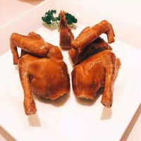 陈皮骨 vs 乳鸽，哪道菜更能代表粤式小馆的招牌水准？我们汇总了68位食客的真实观点