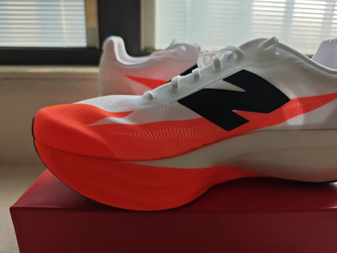 New Balance 新百伦 SC Elite V5