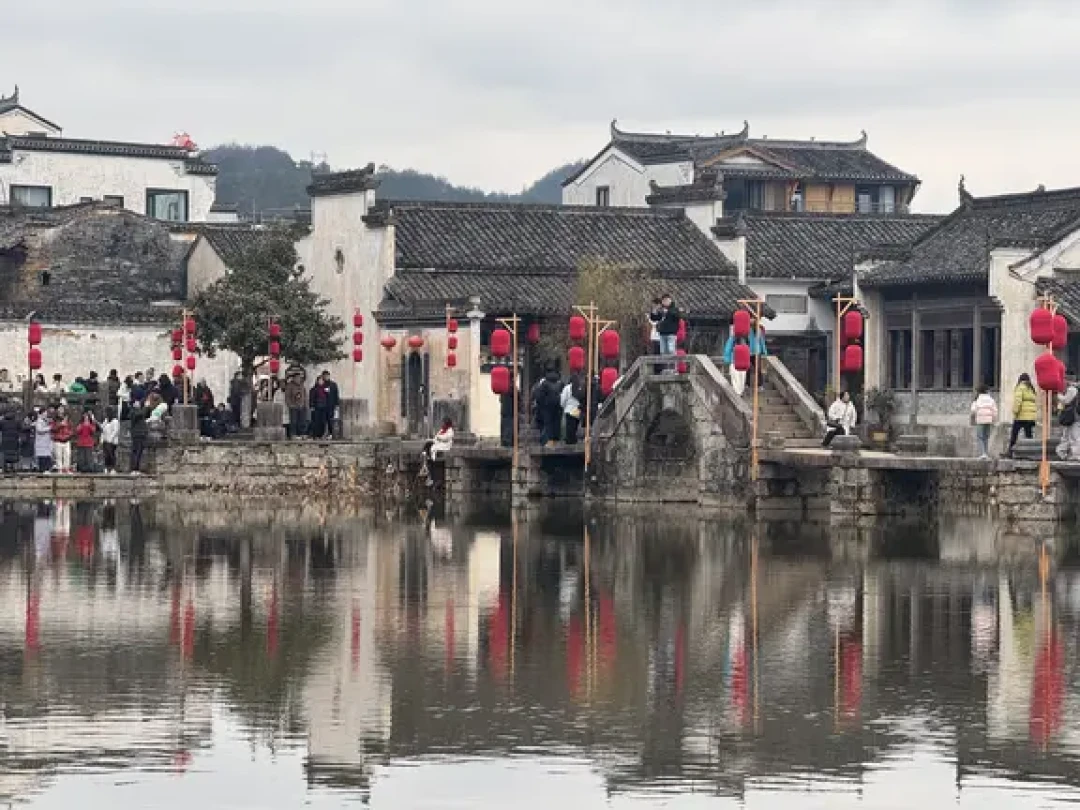 跟着课本去旅行|雪天的❄️黄山奇石