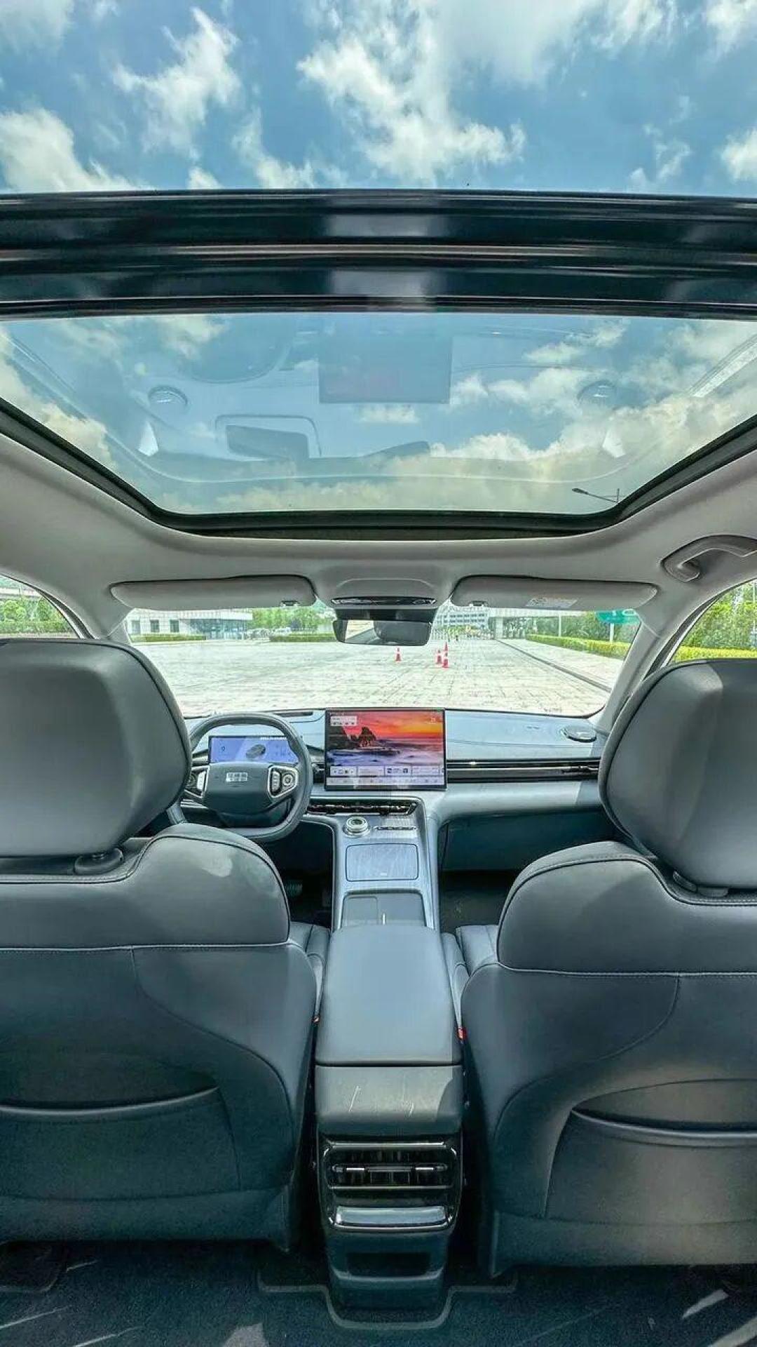 吉利版“Macan”实车曝光,续航610km,绝美颜值,售价9.58万起!