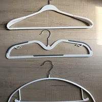衣架断舍离！买过N款终于找到不鼓包不溜肩的