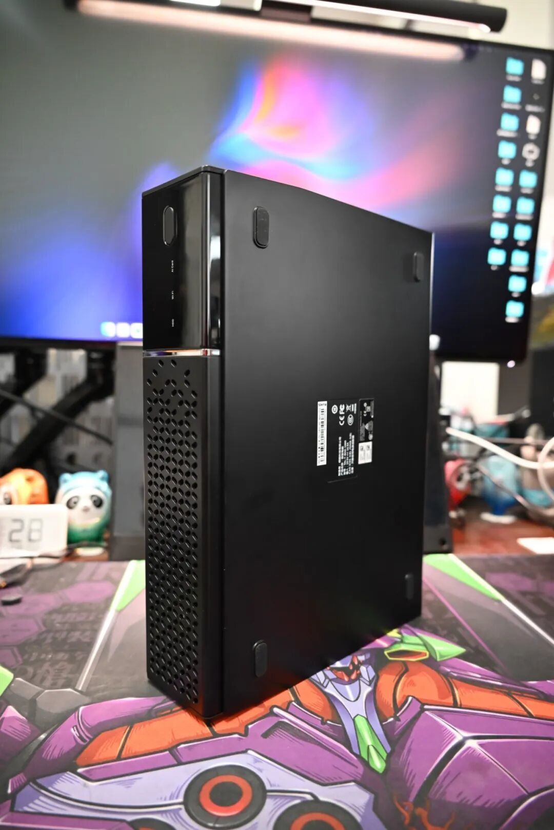 可玩性极高的迷你主机,支持8-9代魔改CPU,双盘位双网口,支持1060s独立显卡,还能装黑苹果!