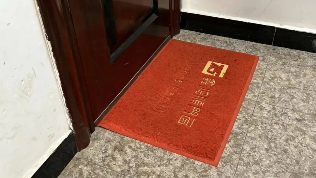 门垫放在门外好还是门内好?听内行人说完,才知我一直做错