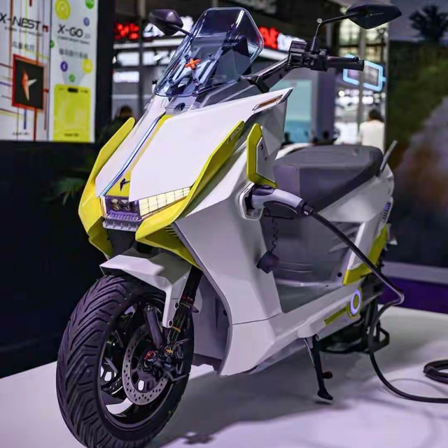 电摩也能插汽车桩？锋鸟F280C，悄悄改写行业规则