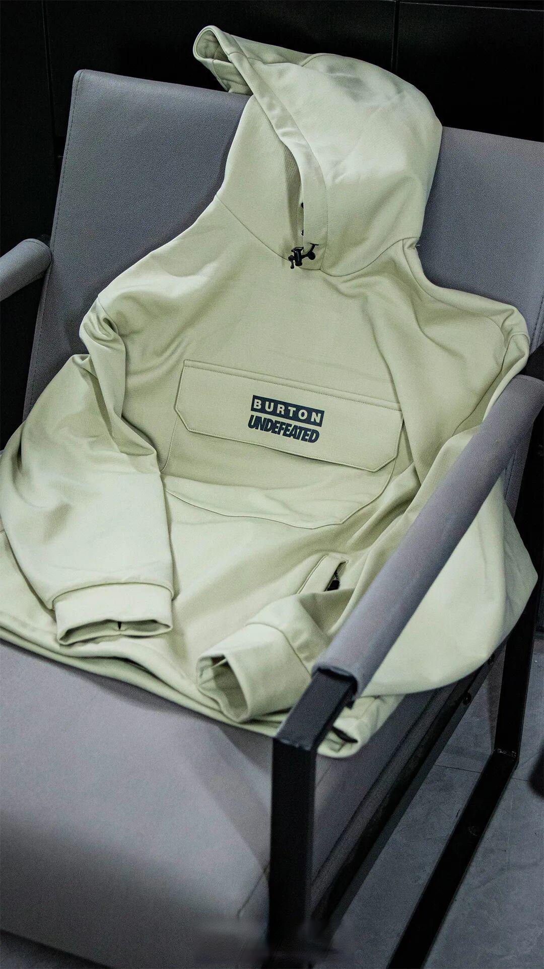 CHAMPION 图集|BURTON x UNDEFEATED 联名系列
