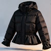 骆驼火山羽绒服2.0抗寒能力实测：值不值得买？