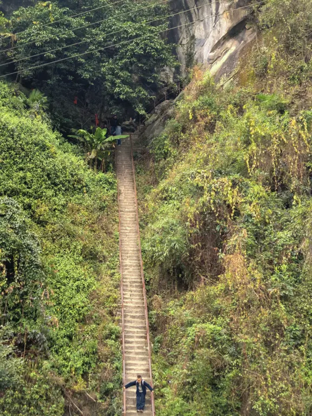 彭州狮子山小环线-可见狮子壁画