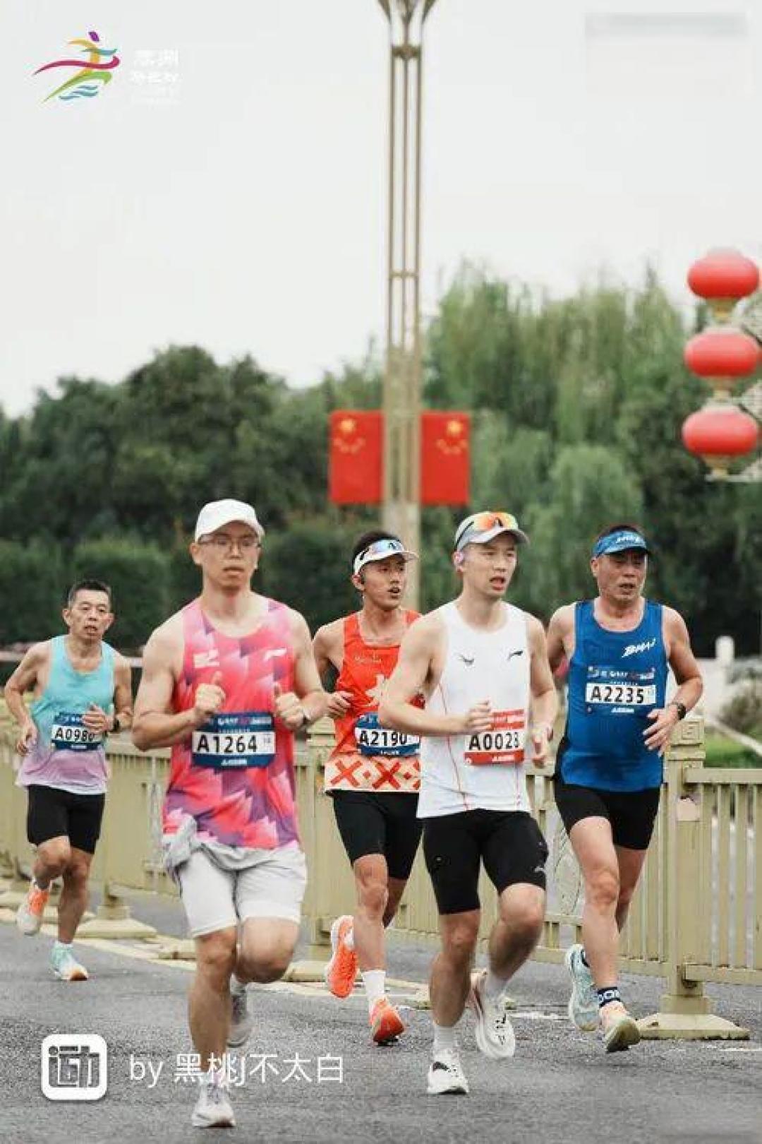 2025泰州马拉松赛记｜我跑过氛围最赞的马拉松之一