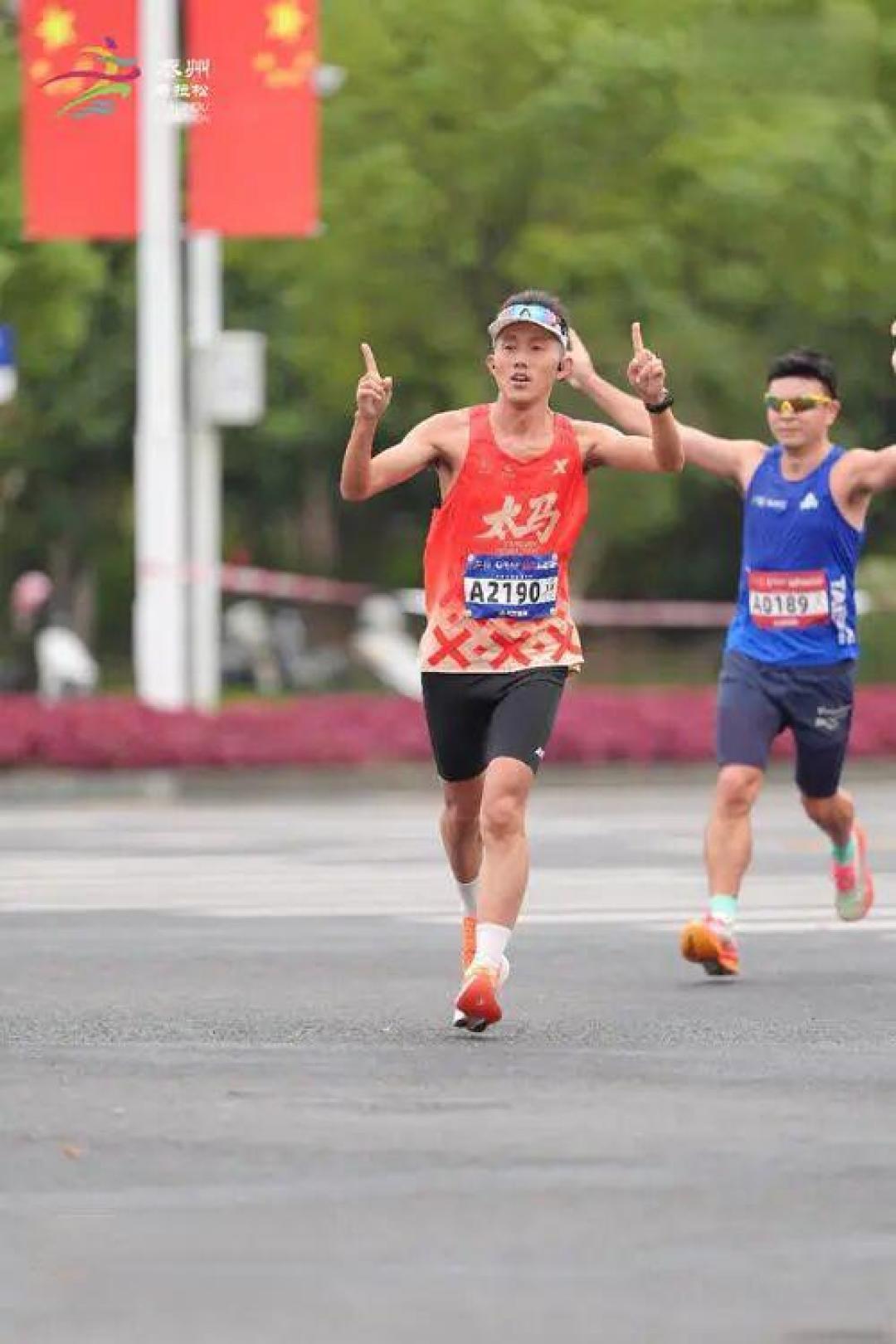 2025泰州马拉松赛记｜我跑过氛围最赞的马拉松之一