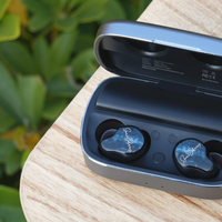 1动圈2动铁1平板单元的蓝牙耳机好听又女毒？粤声星芒HM10评测