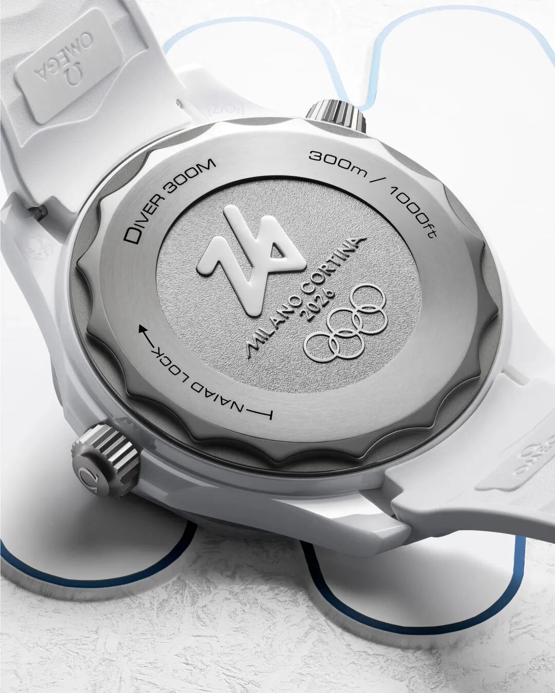 Omega推出绝美纯白色「Seamaster Diver 300M」腕表,致敬米兰柯蒂纳冬季奥运!