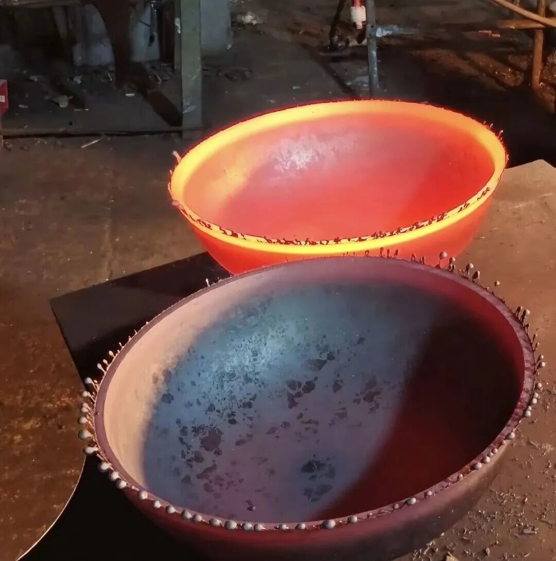 大牌平替:起底锅具代工厂之铸铁锅篇