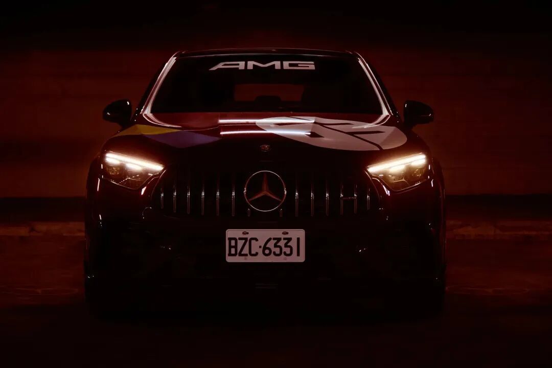 最接近F1的家庭用车:Mercedes-AMG GLC 63 S E Performance,开起来到底是什么感觉?