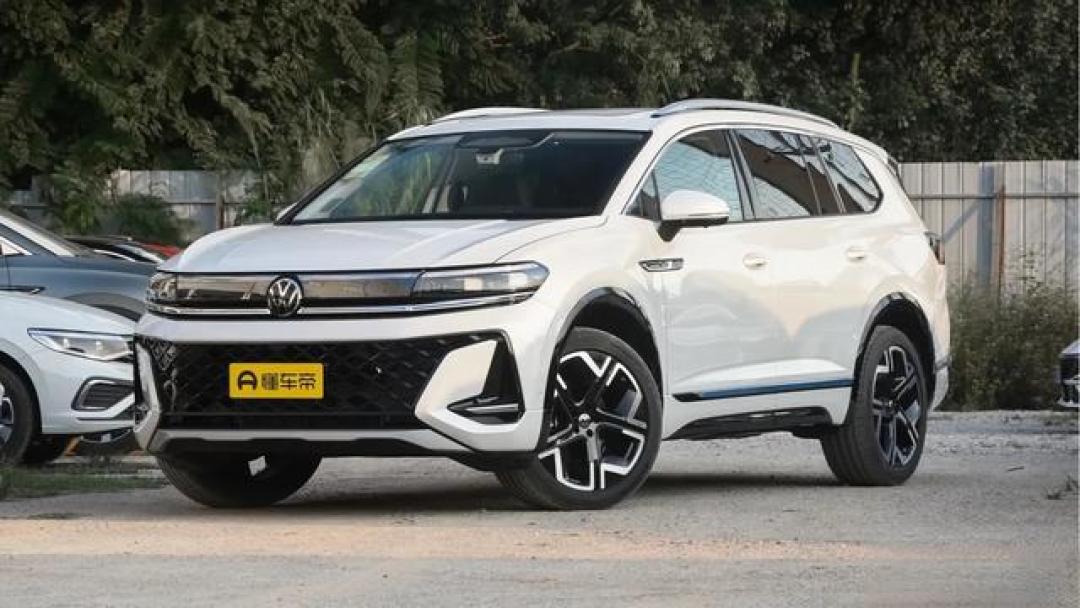 2026款大众途昂Pro vs 揽境 ,家用/出行/油耗谁更合适?