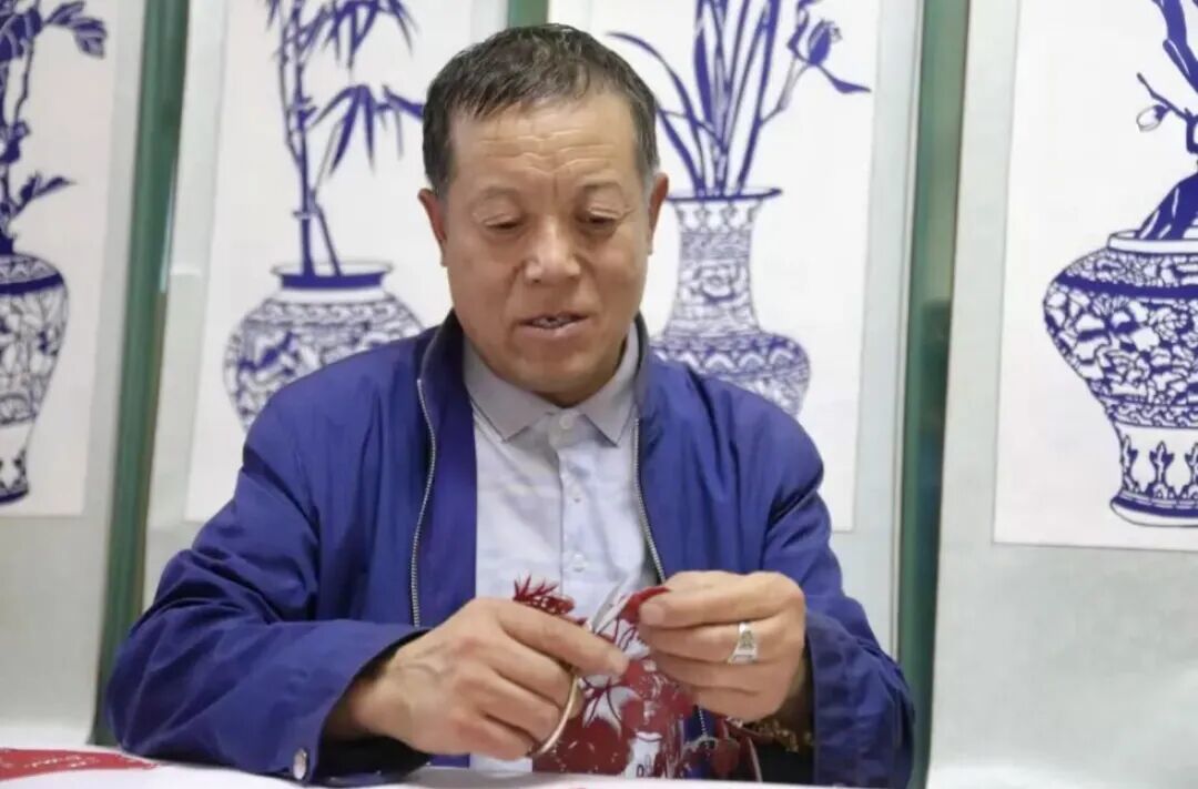 【非遗在身边】剪纸:红纸裁岁月 指尖绽芳华