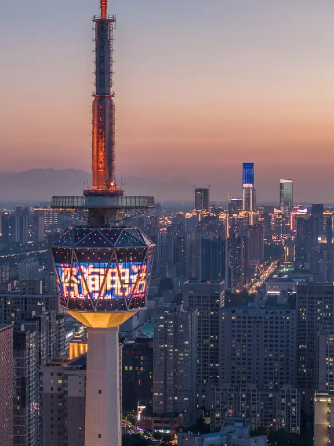 西安,一个航拍不超120米也能出片的城市