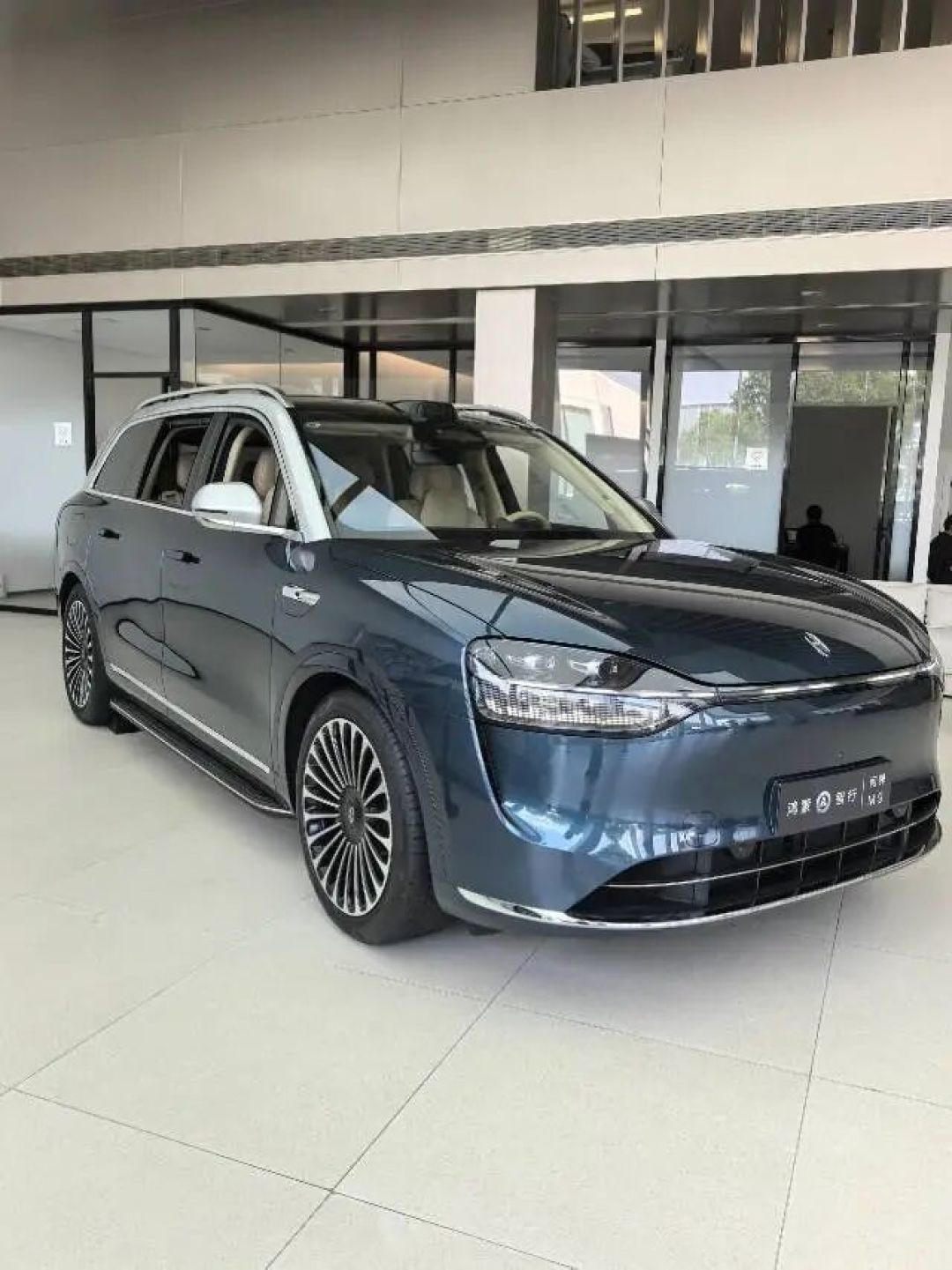 问界M9为什么被称“颜值与实力并存”