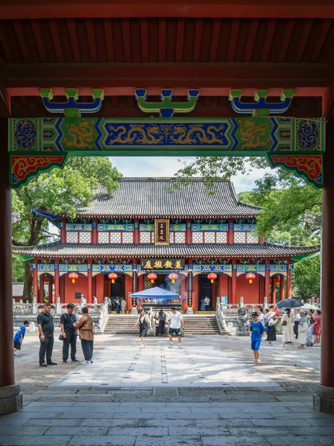 别再去三亚了!这6座小众避寒小城,比三亚更便宜,风景却美10倍!