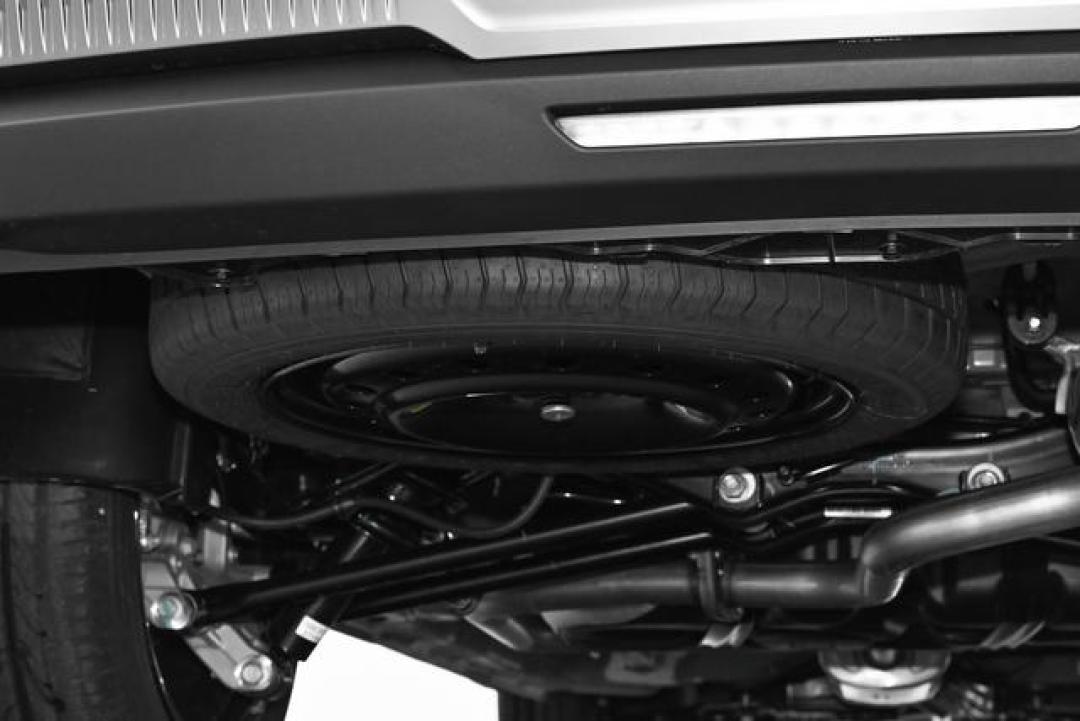 家用 SUV 五菱星光 560 2026 款 1.5T CVT 精英型:轴距2810mm大空间体验