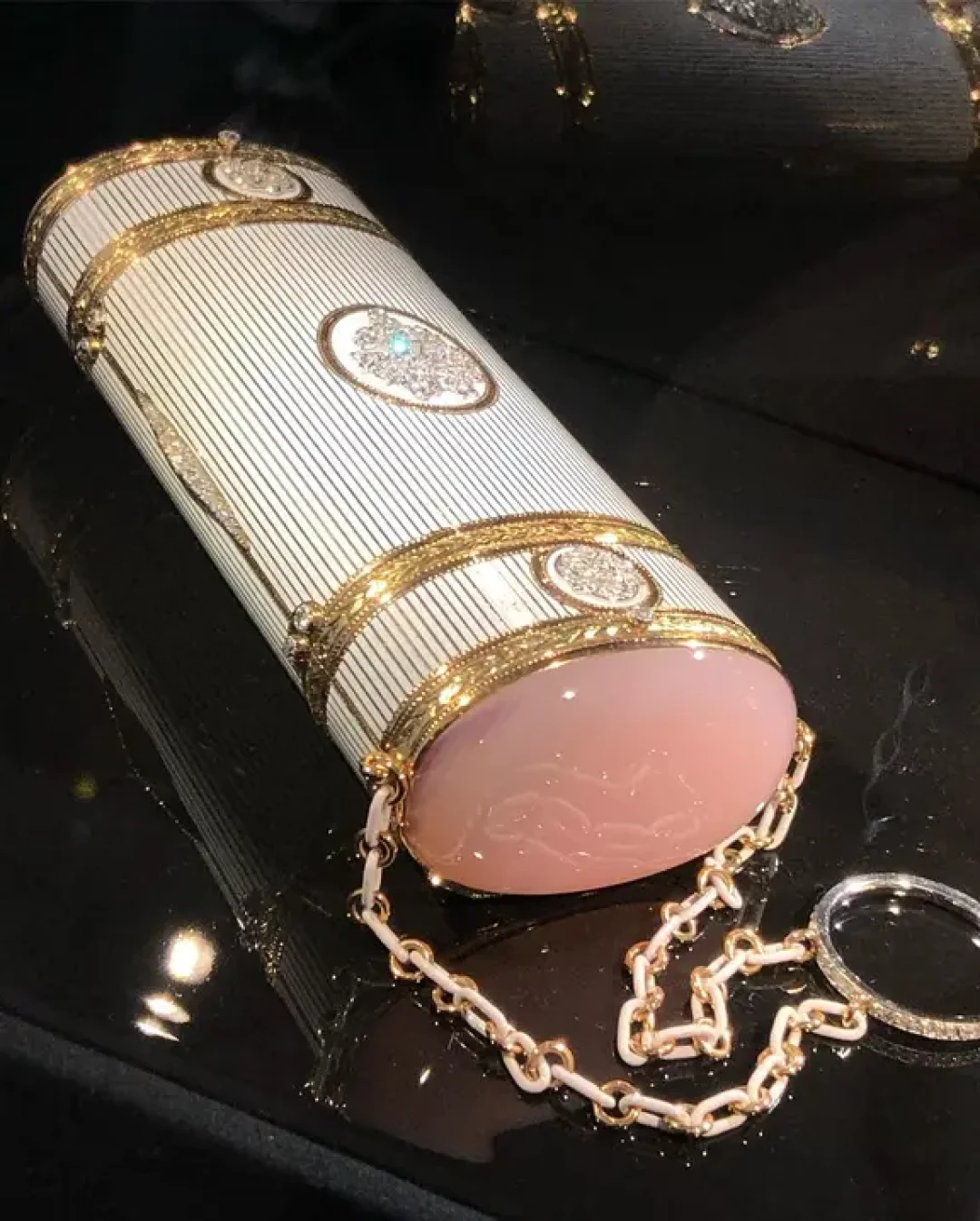 阿迦汗王妃的香烟盒