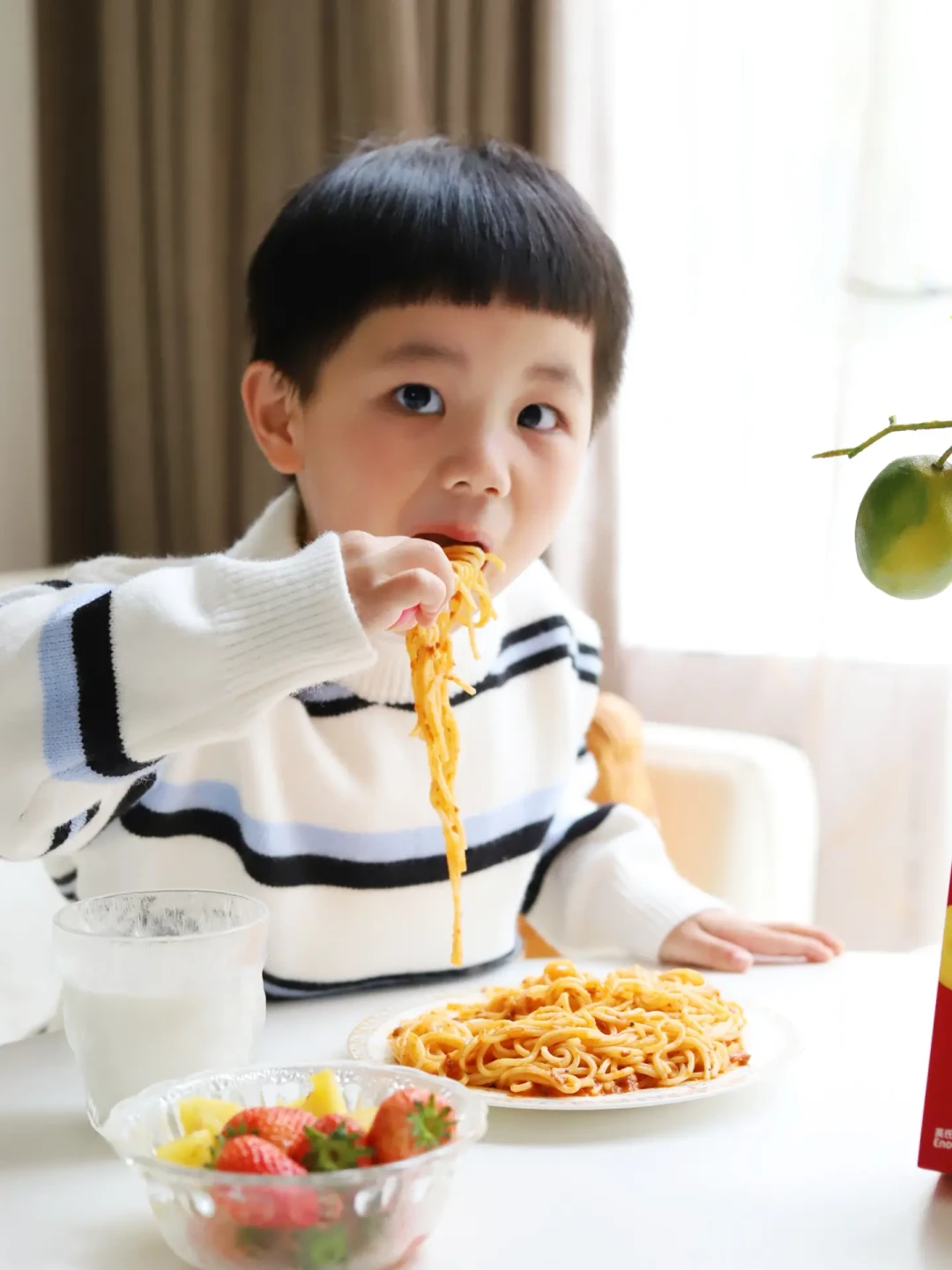 唤醒清晨味蕾❤:为宝宝量身定制的爱心意面