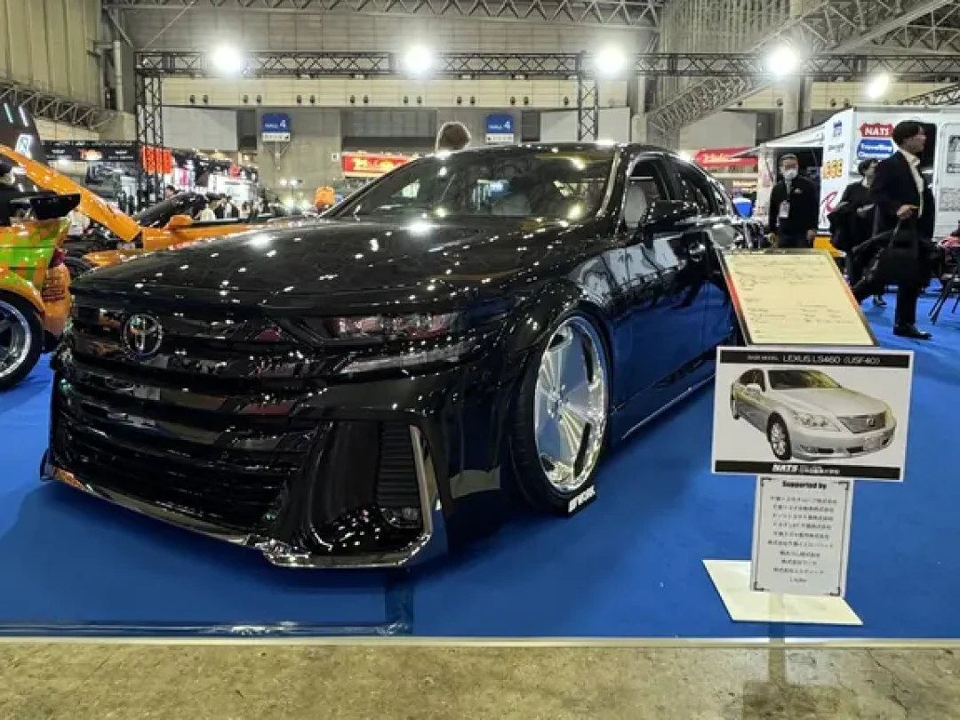 学生改装天花板:VELLFIRE SEDAN