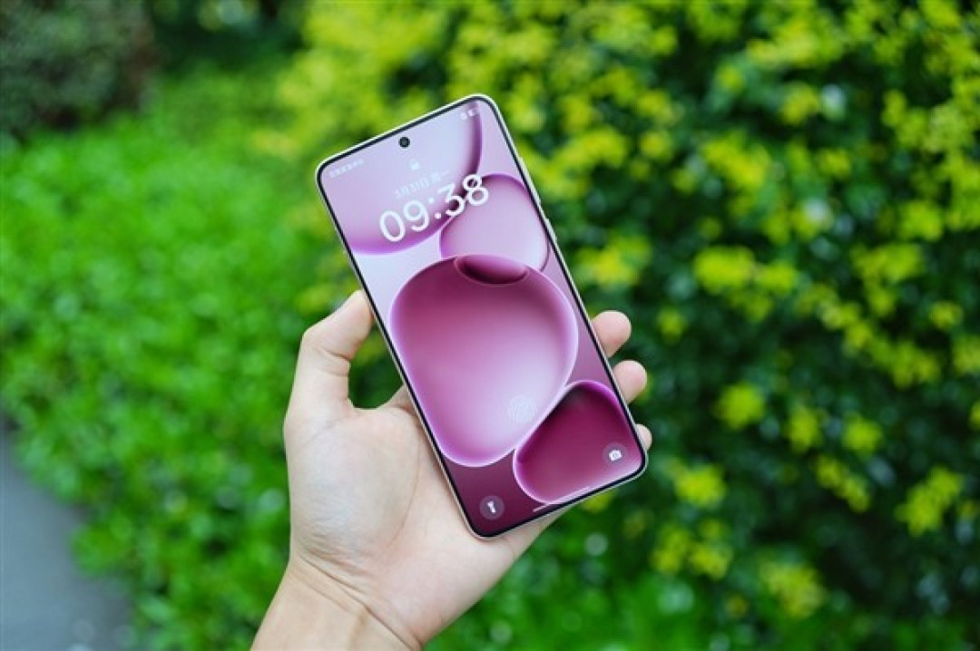 OPPO Find X9 Ultra将于2026年3月发布:2亿像素五摄+10倍光变旗舰