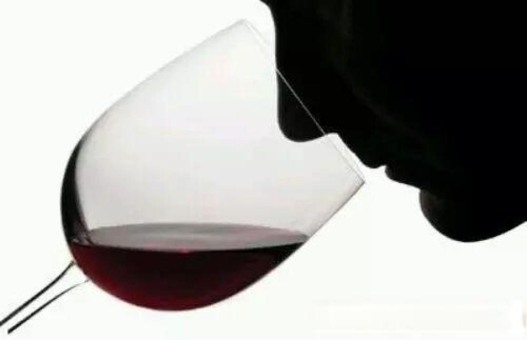 三分钟学会葡萄酒品评