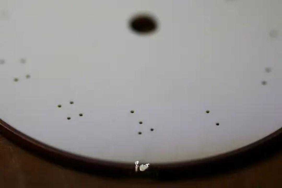 昙时,大明火珐琅盘,黑抛镶钉刻度