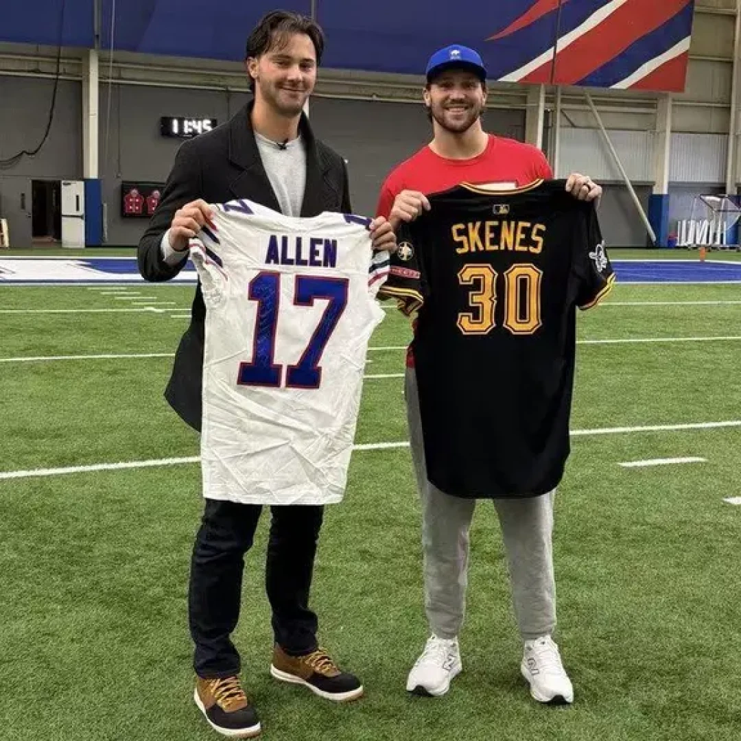 ⚾️🏈Josh Allen:我也是打过全垒打的