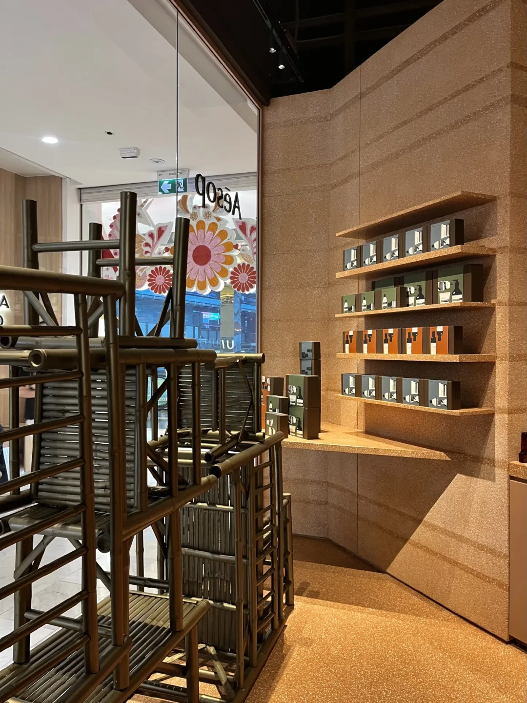 曼谷最新Aesop|用新材质和色彩讲故事