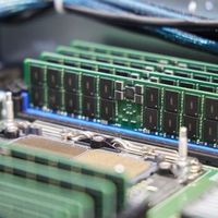 AI吞噬产能、DDR4价格反超DDR5：内存涨价背后的结构性巨变