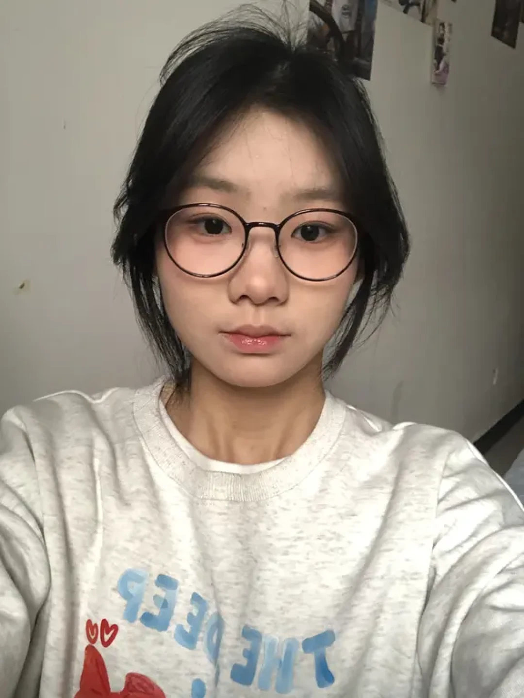 方圆脸肉鼻子终于找到了年度眼镜!