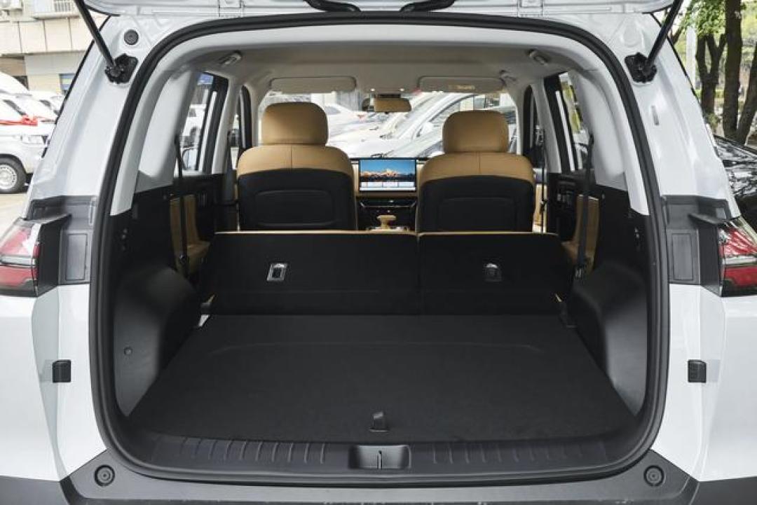6万级全能硬派大空间SUV?1.5T“千公里”续航,到底值不值得买?