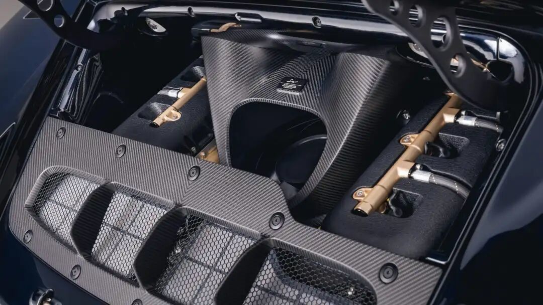 Singer最新的保时捷911 DLS Turbo,是一台价值300万美元的杰作